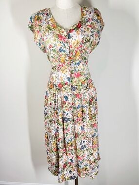 Vintage Floral Button Front Dress Size M Cottagecore Bohemian Boho Traditional